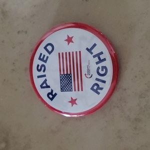 Raised Right Pin nwot